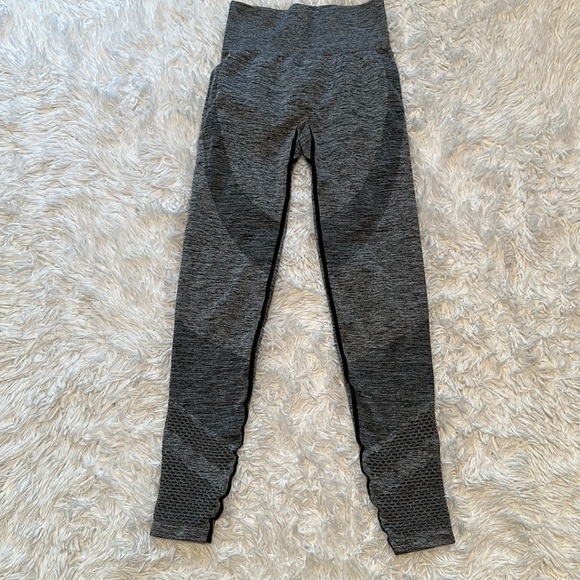 PINK Victoria's Secret Pants - Pink VS | seamlessly legging | size xsmall